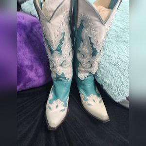 Corral turquoise and cream cowboy boots